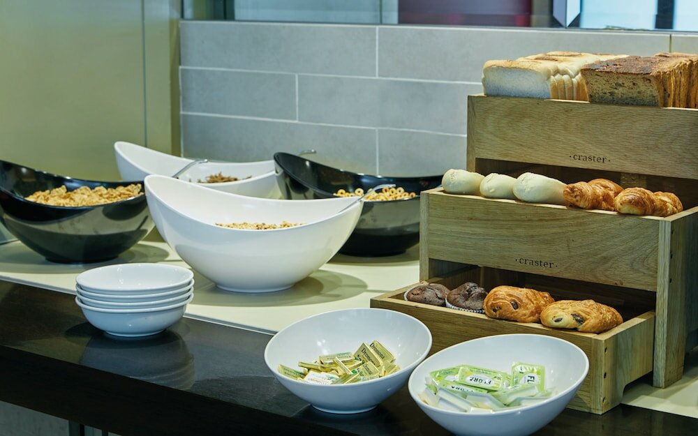 Фото Ibis Belfast Queens Quarter