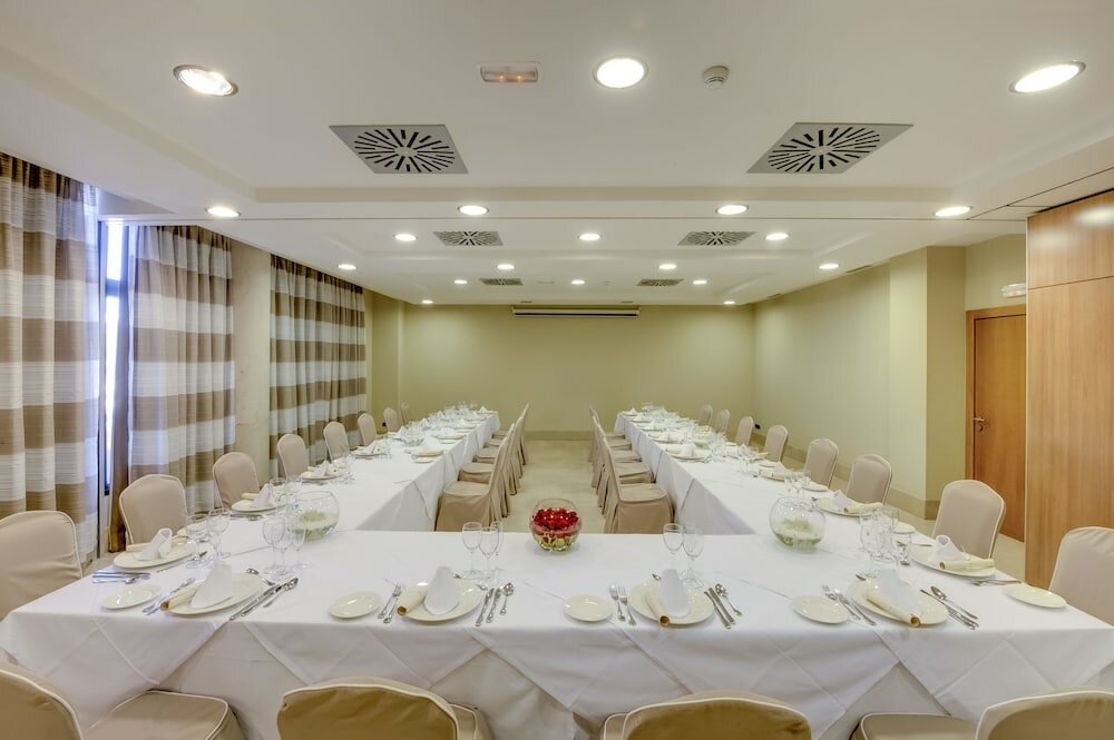 Фото Hotel Porcel Avant