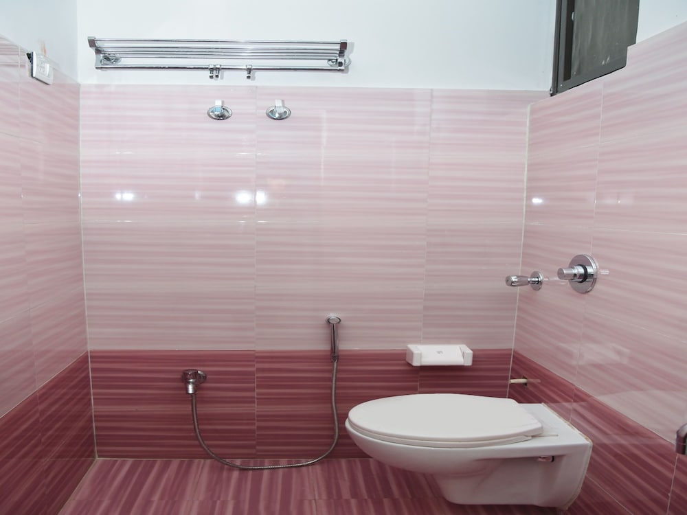 Фото Oyo 14798 Radha Swami Guest House