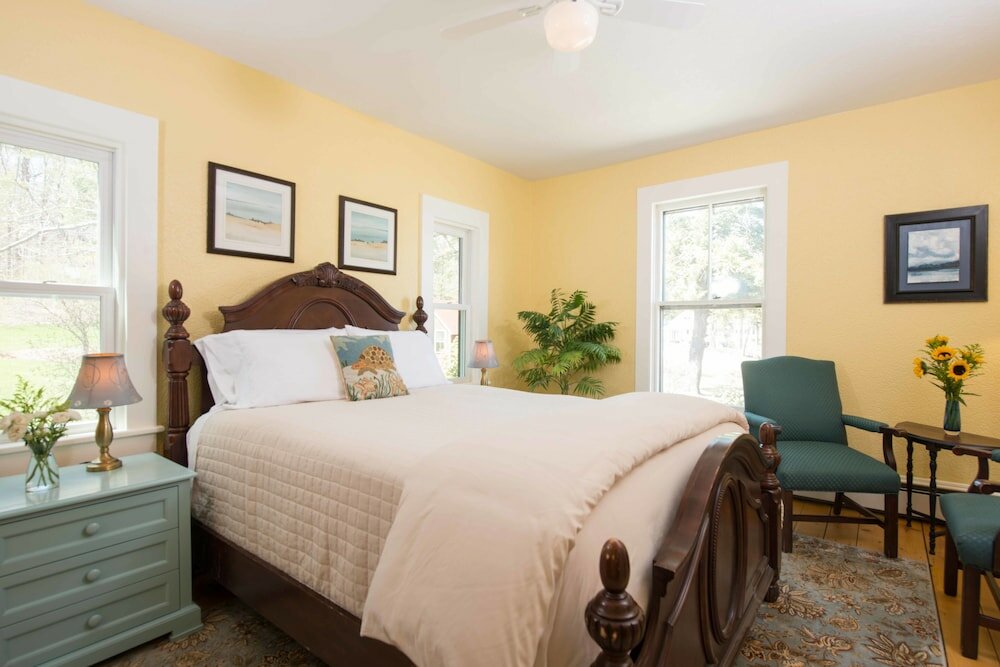 Фото The Lake House at Ferry Point