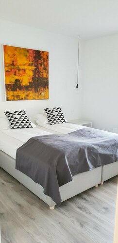 Гостиница Við Lónið guesthouse в Сейдисфьордюре