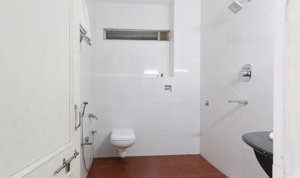 Фото Treebo Trend Omni Palace