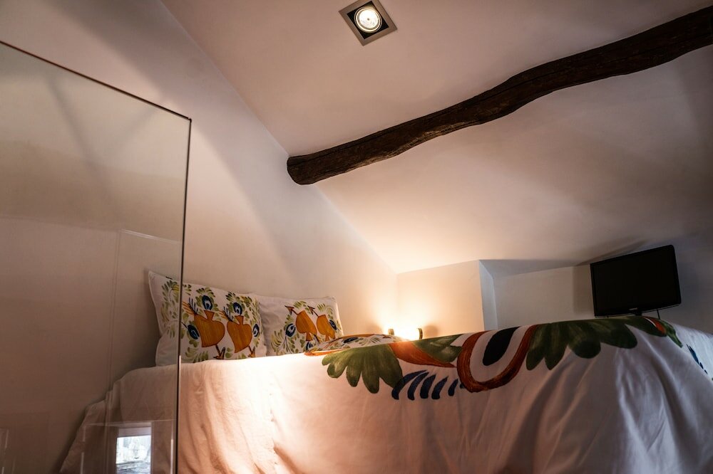 Фото Your Owm INvicta