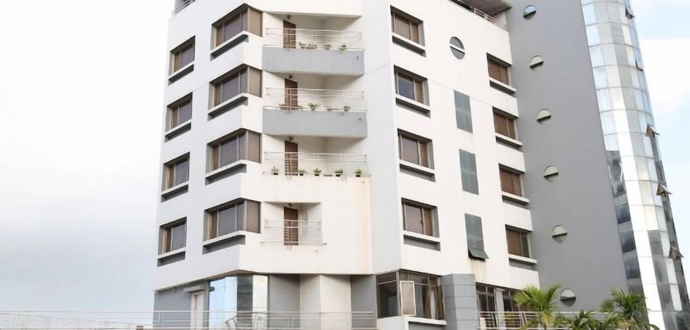 Фото Hotel Ambience Excellency