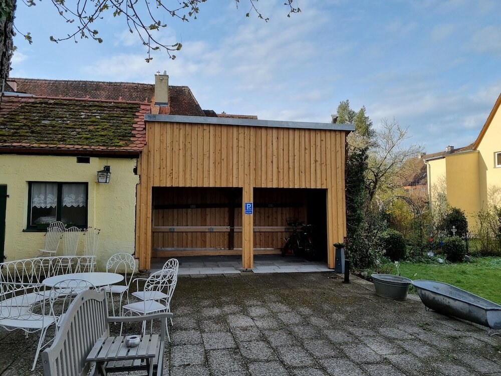 Фото Boutiquehotel Goldene Rose