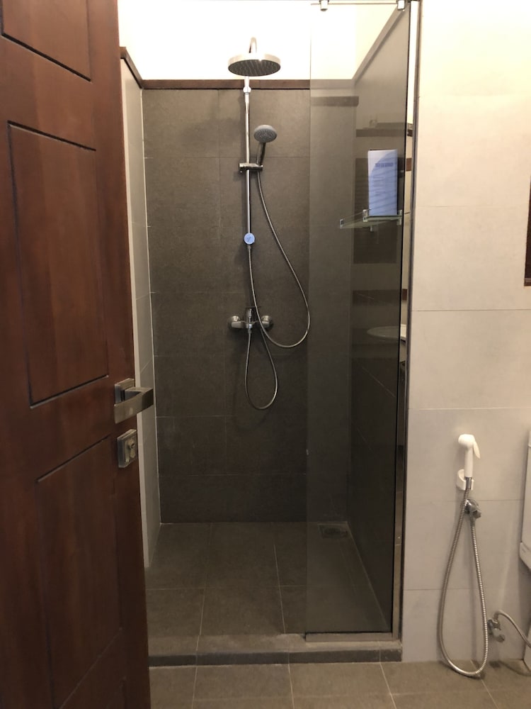 Фото The Apartments by Lanka Vacations