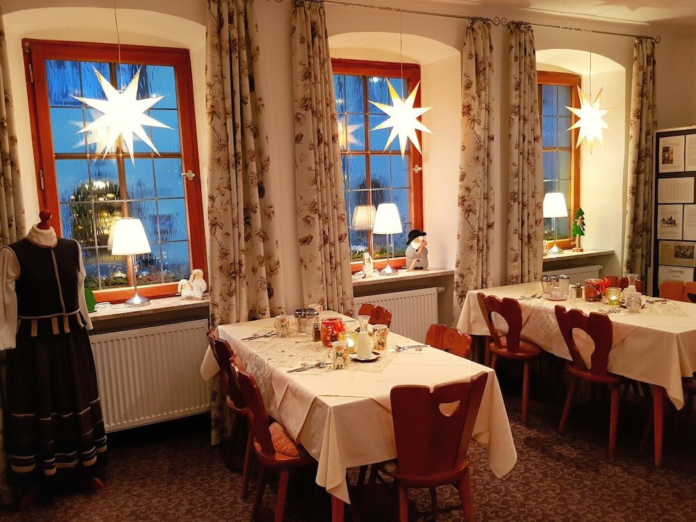 Фото Boutiquehotel Goldene Rose