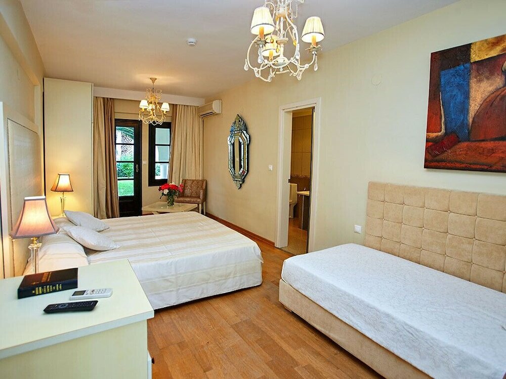 Фото Assa Maris Beach Hotel