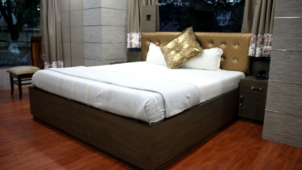 Фото Hotel Shreemoyee Inn