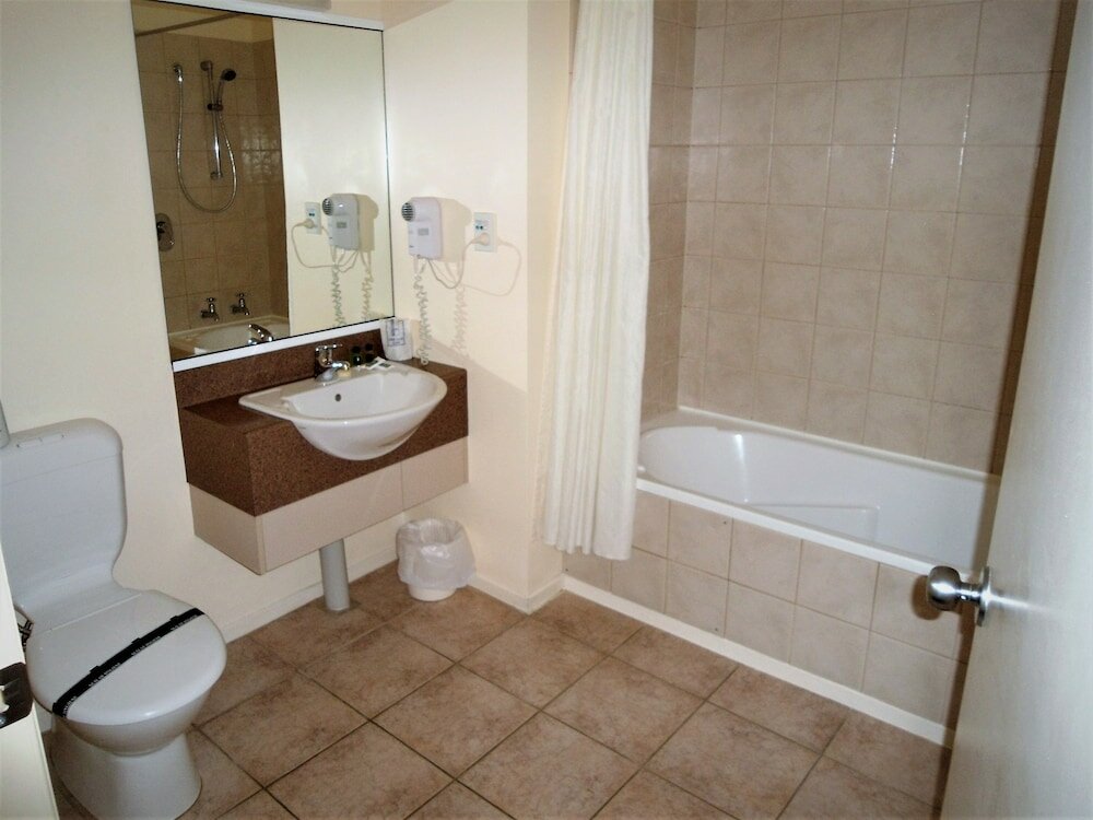 Фото O'Reillys Motel