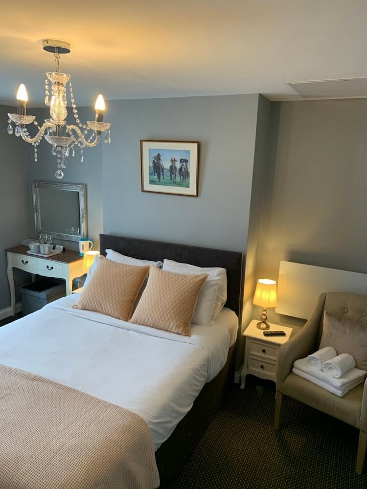 Фото The Ibrox Lodge