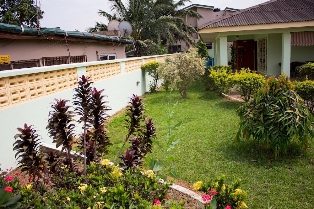 Фото Jayliz Lodge