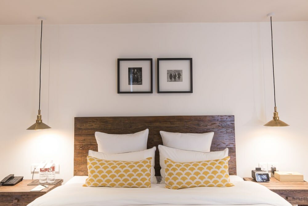 Фото Hotel Roadhouse