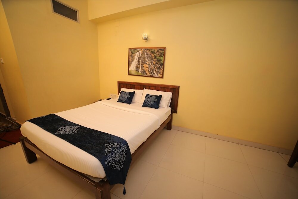 Фото Hotel Kamat Plus