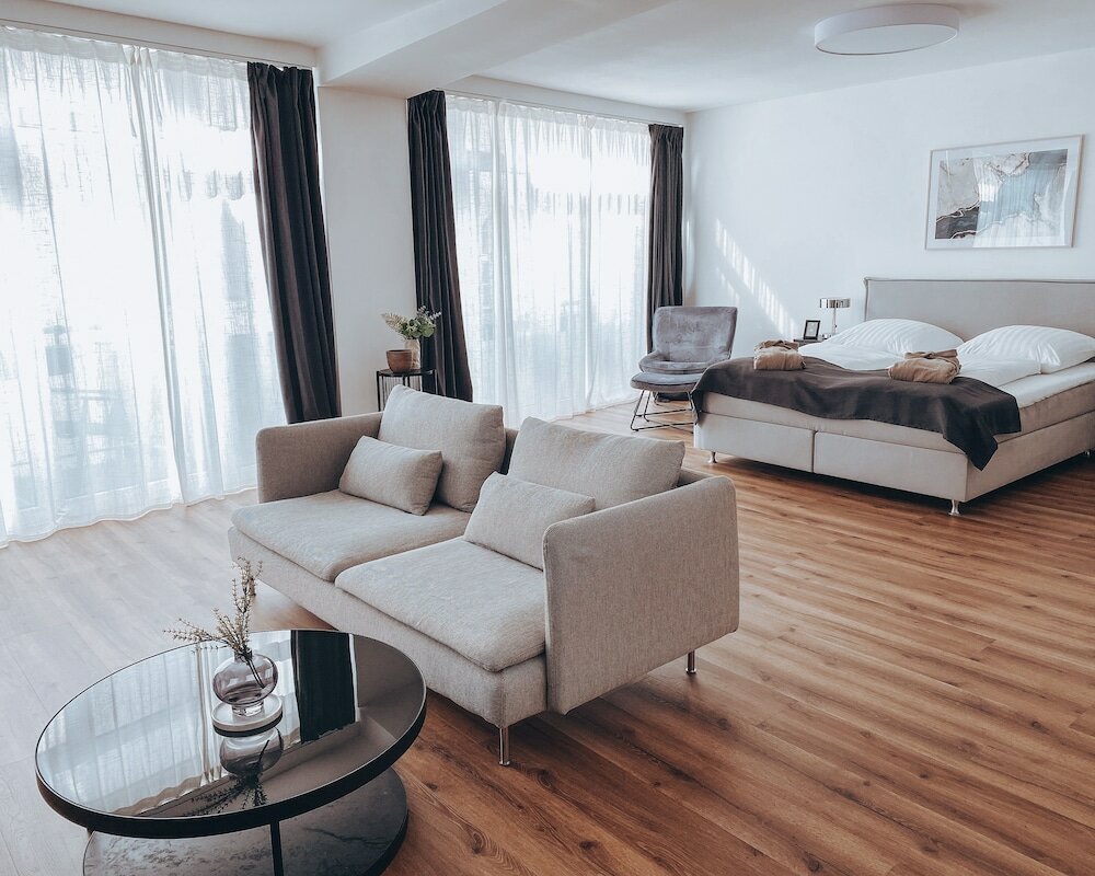 Фото Fachwerk Hotel Wuppertal