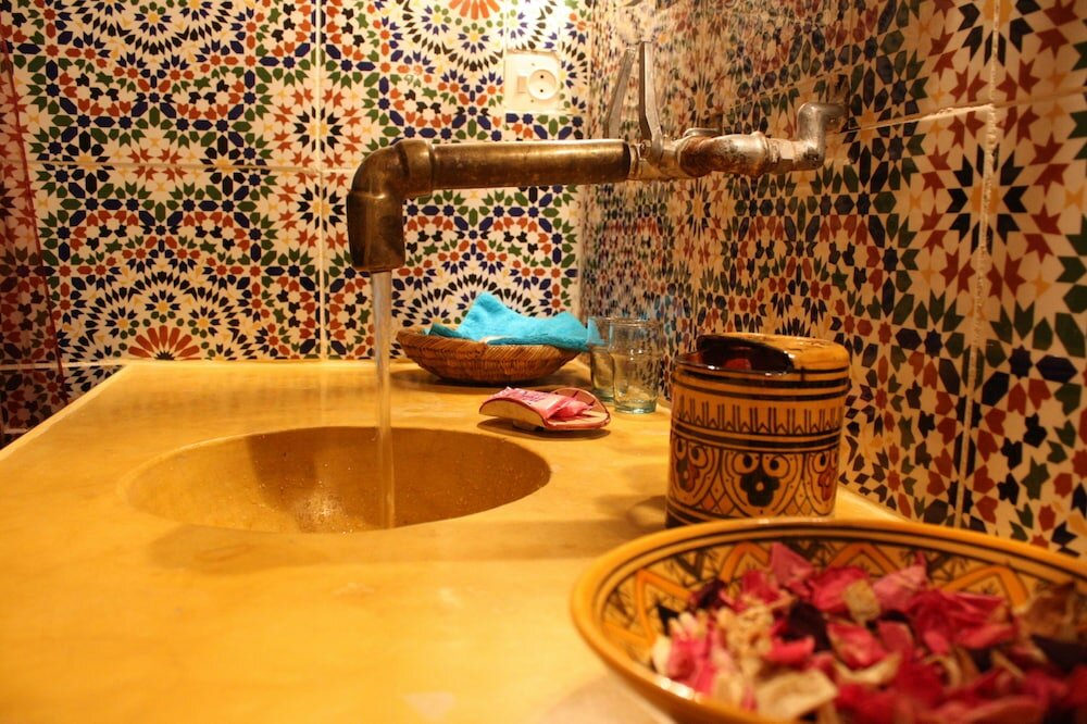 Фото Riad Tiziri