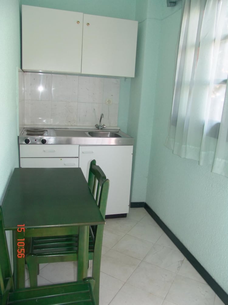 Фото Nikos Apartments