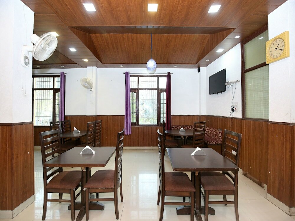 Фото Oyo 13127 Home 2bhk Hill View Solan