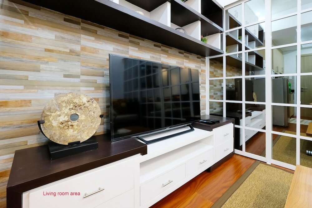 Фото Breeze Residences Roxas Boulevard Manila