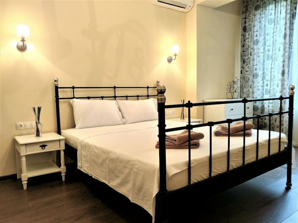 Фото Baratero City Corner II Apartment