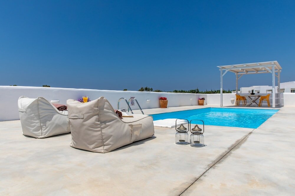 Фото Naxian Lounge Villas