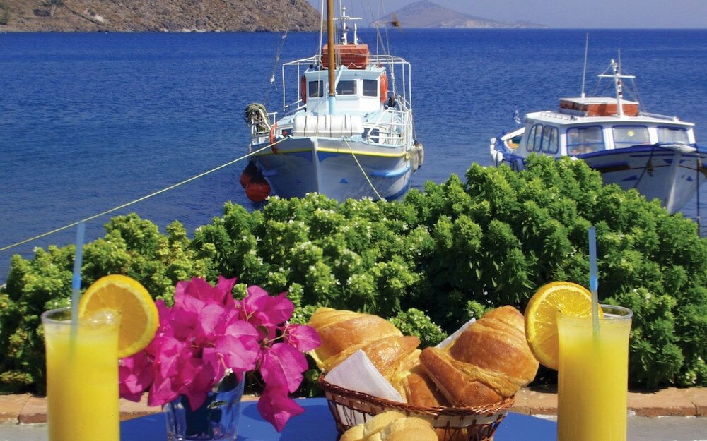 Фото Chris Hotel