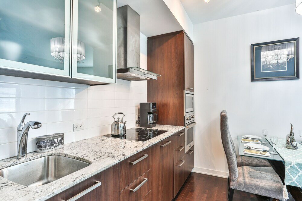 Фото Exquisite 55th Floor 2 Bed 2 Bath Parking