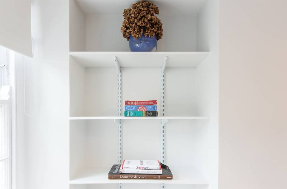 Фото The New Kent Road Apartments