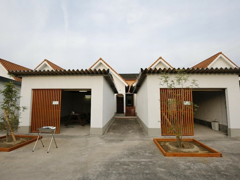 Фото Awajishima Hotel Lodge Green Cozy