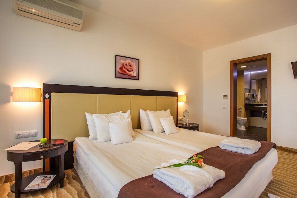 Фото Kamengrad Hotel & SPA