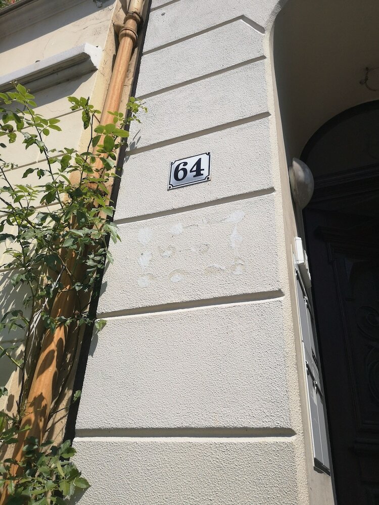 Фото A&s Ferienwohnungen Bonnerstraße 62