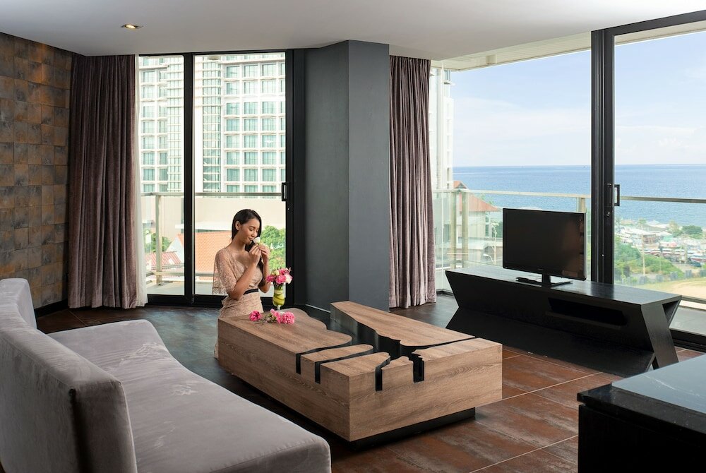 Фото Tsix5 Hotel