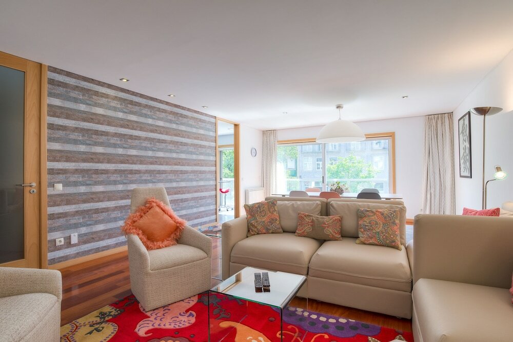 Фото Pretty Porto Apartment by Soulsharing