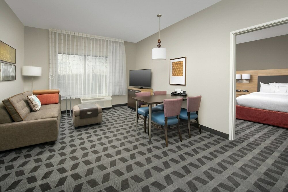 Фото TownePlace Suites by Marriott College Park