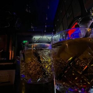 Yappi (Naýryz kóshesi, 2A), bar, pub