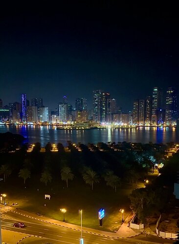 Внешний вид отеля The Act Hotel в Аш-Шардже, фото 4