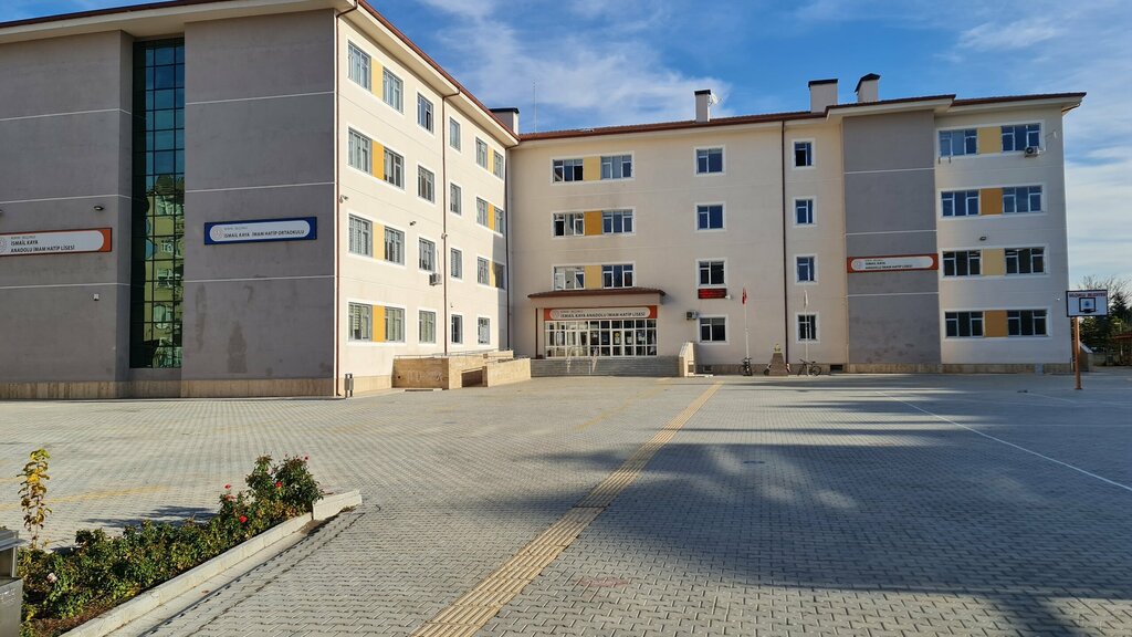 i̇mam hatip eğitim kurumları İsmail Kaya Anadolu İmam Hatip Lisesi, Konya, foto