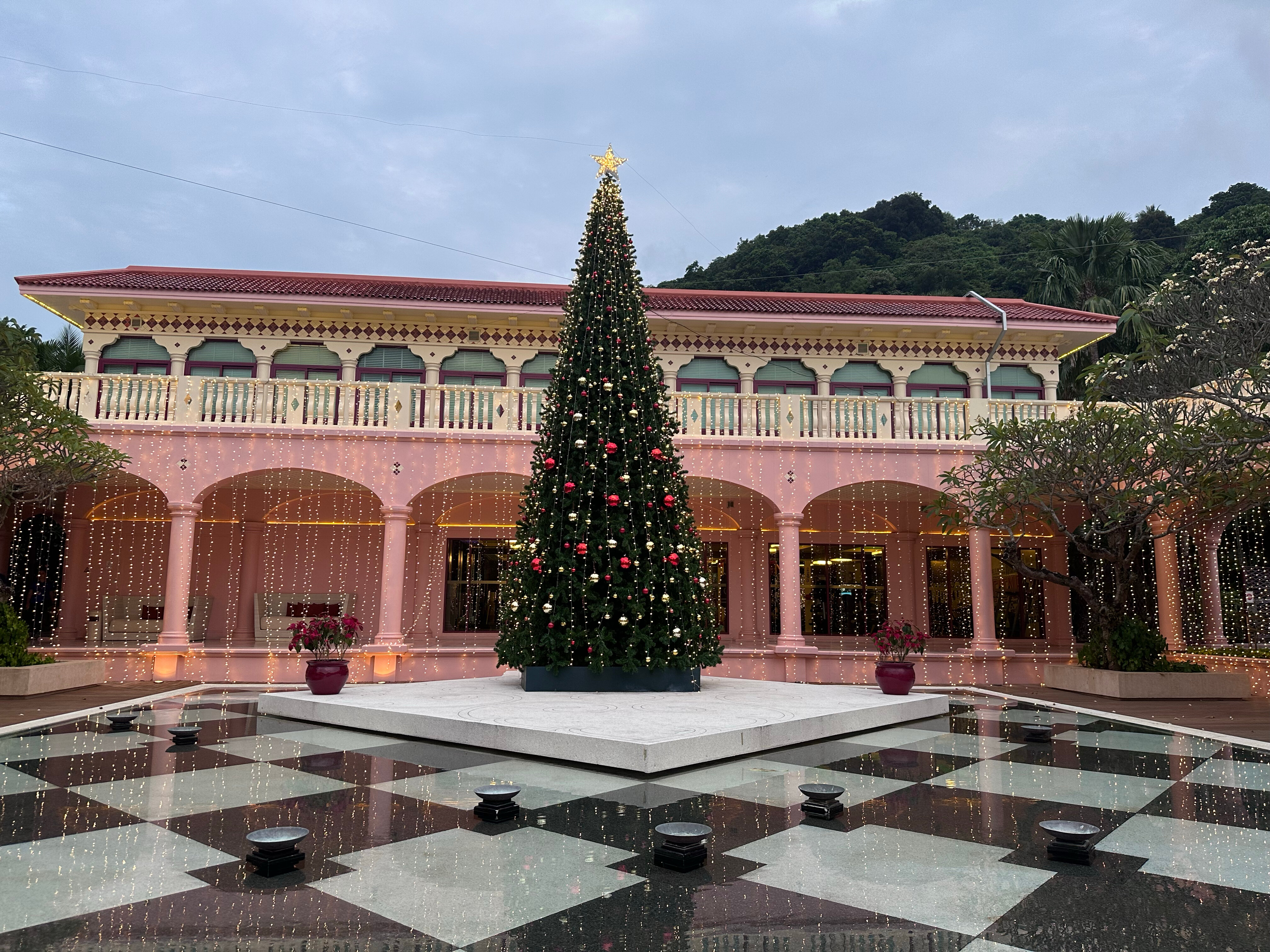 Фото Centara Grand Beach Resort Phuket
