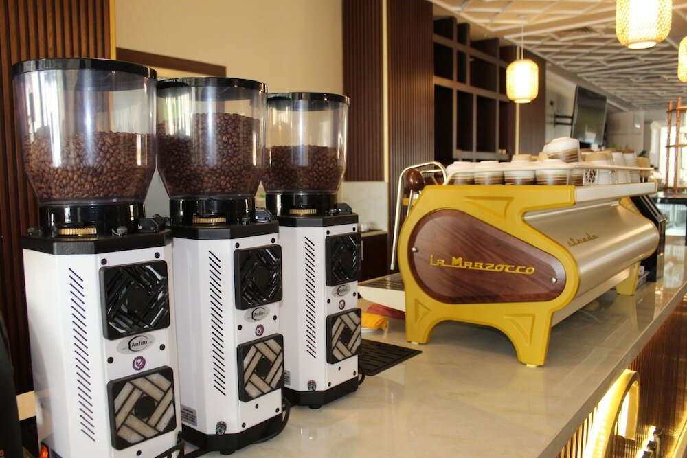 Фото Al Salam Grand Hotel & Resort