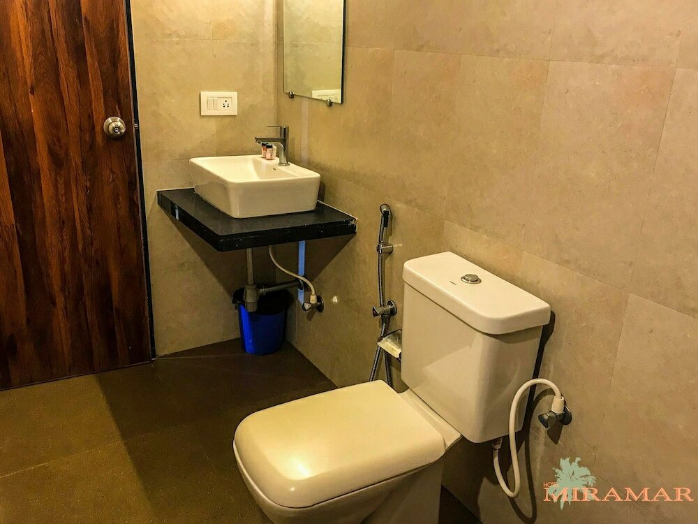 Фото Hotel Miramar, Miramar Beach, Goa