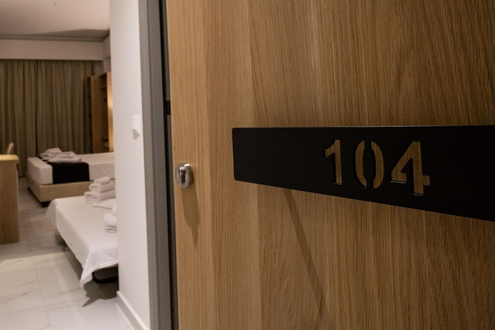 Фото Marvel Deluxe Rooms