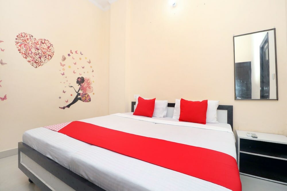 Фото Oyo 39626 Rj Royal Guest House