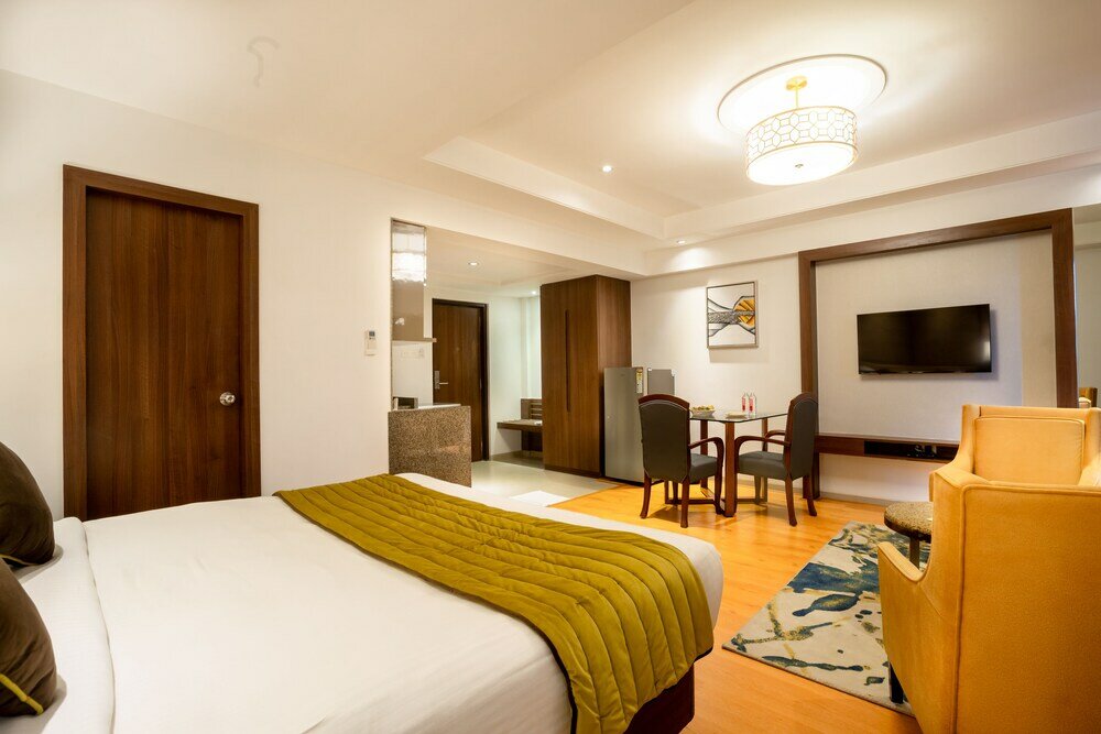 Фото Hotel Express Inn