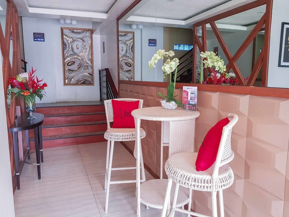 Фото RedDoorz Plus near Holy Name Medical Center