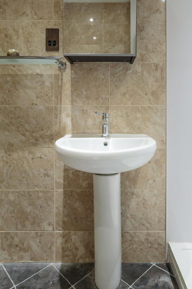 Фото Luxury Central Newcastle Apartment 20