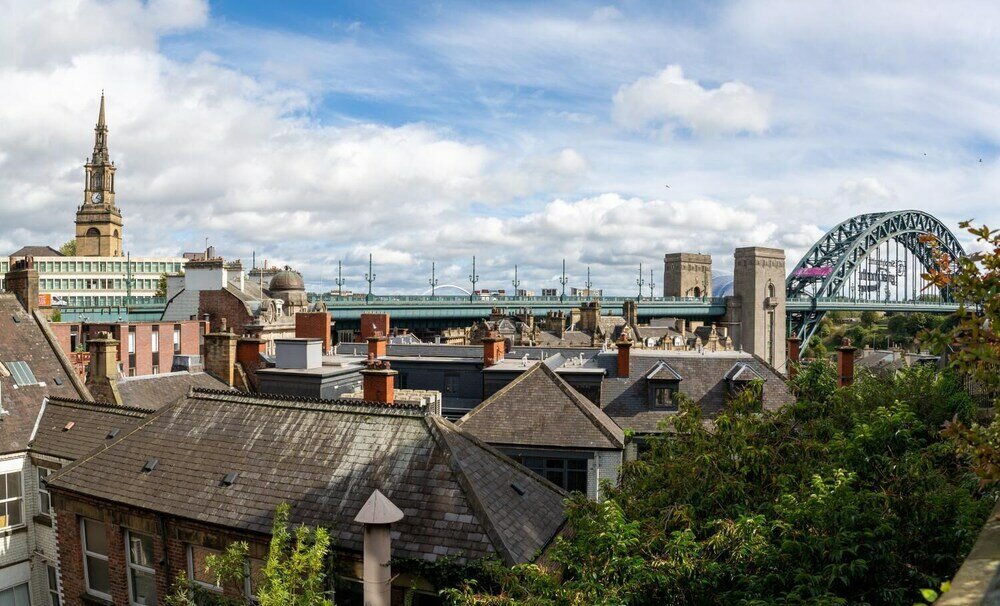 Фото Luxury Central Newcastle Apartment 20