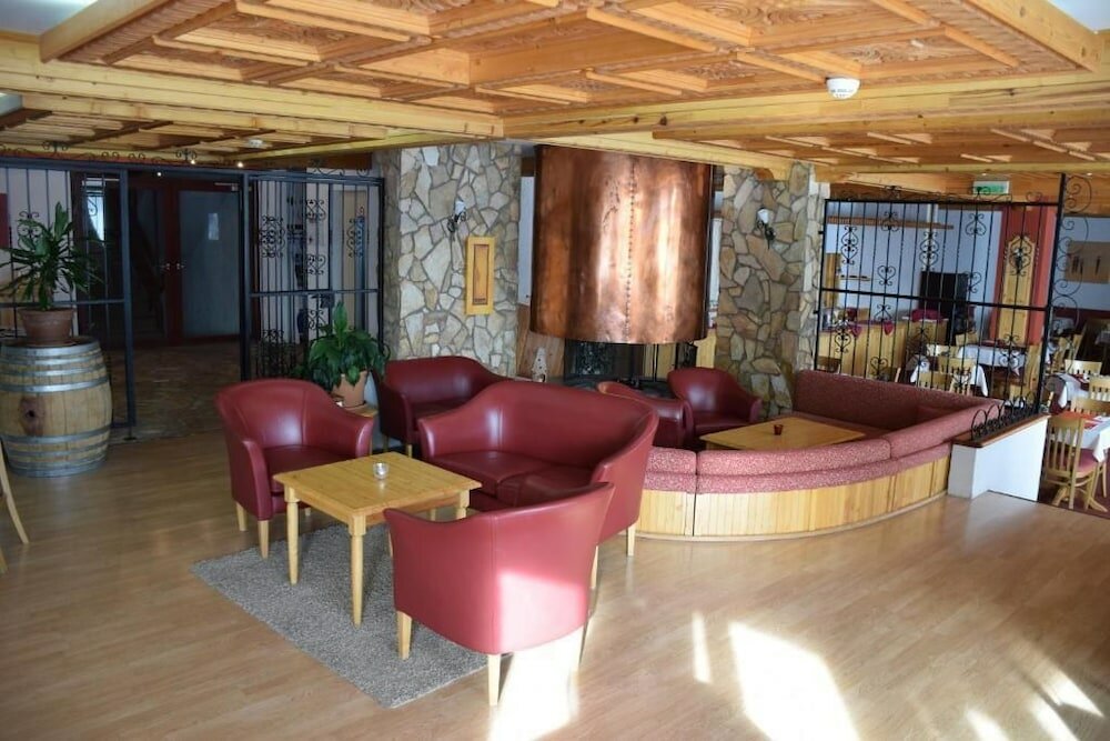 Фото Hotel des Masques