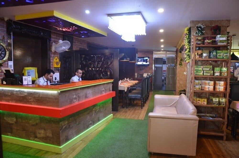 Фото Hotel City Plaza