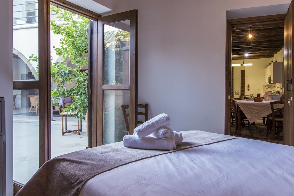 Фото Estia Gaia Cottage