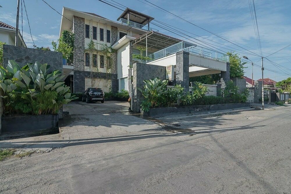 Hotel RedDoorz Plus near Cambridge City Square 2, Medan, photo